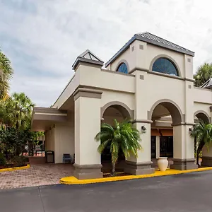 Days & By Wyndham Airport Motel