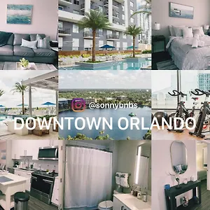  Апартаменты Luxury Downtown